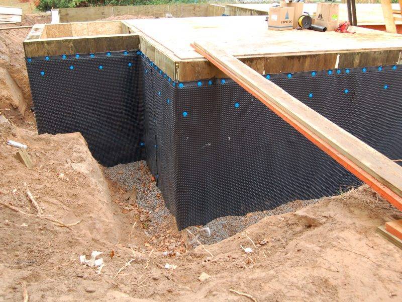 Thermapan PWF Foundation SIPs with drainage membrane