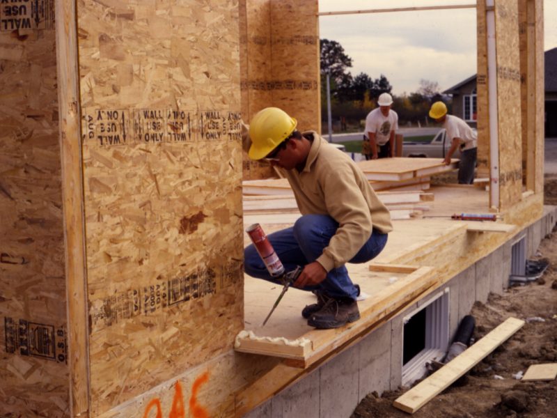 Expanding foam is used to seal all connections between individual SIPs and top and bottom plates.